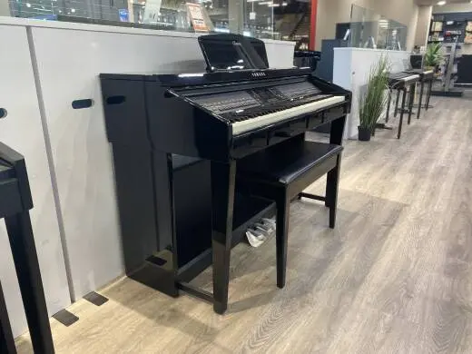 Yamaha Clavinova - Polished Ebony w/Bench 2